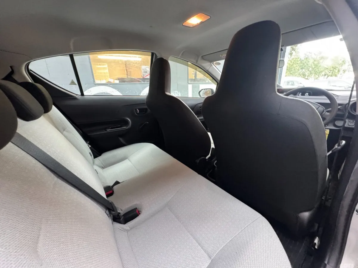 Toyota Aqua Hatchback, Petrol Hybrid, 2021, Silver