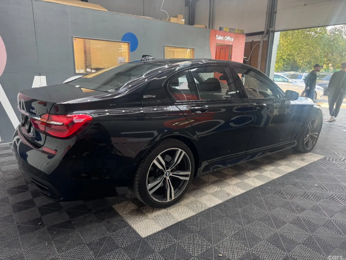 BMW 7-Series Saloon, Petrol, 2017, Black