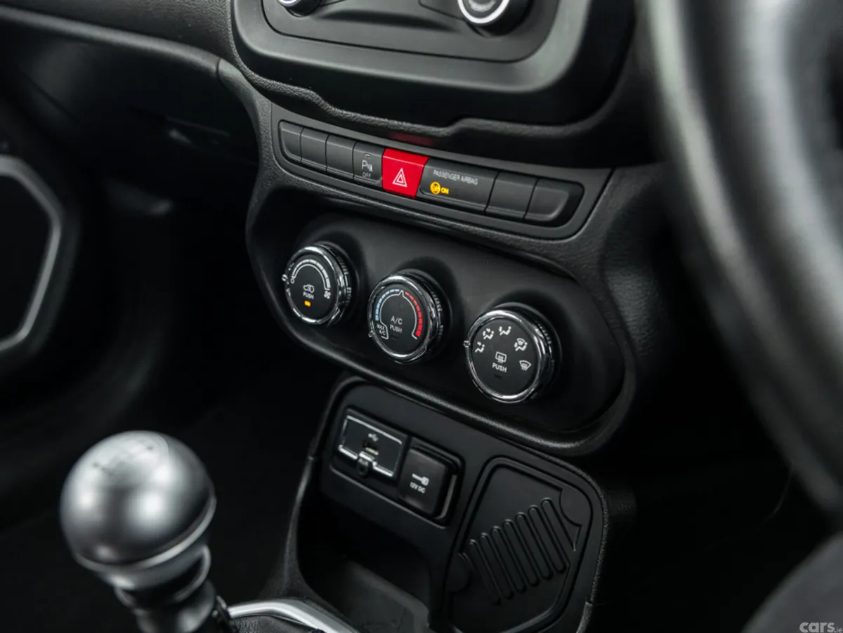 Jeep Renegade Estate, Diesel, 2016, Black