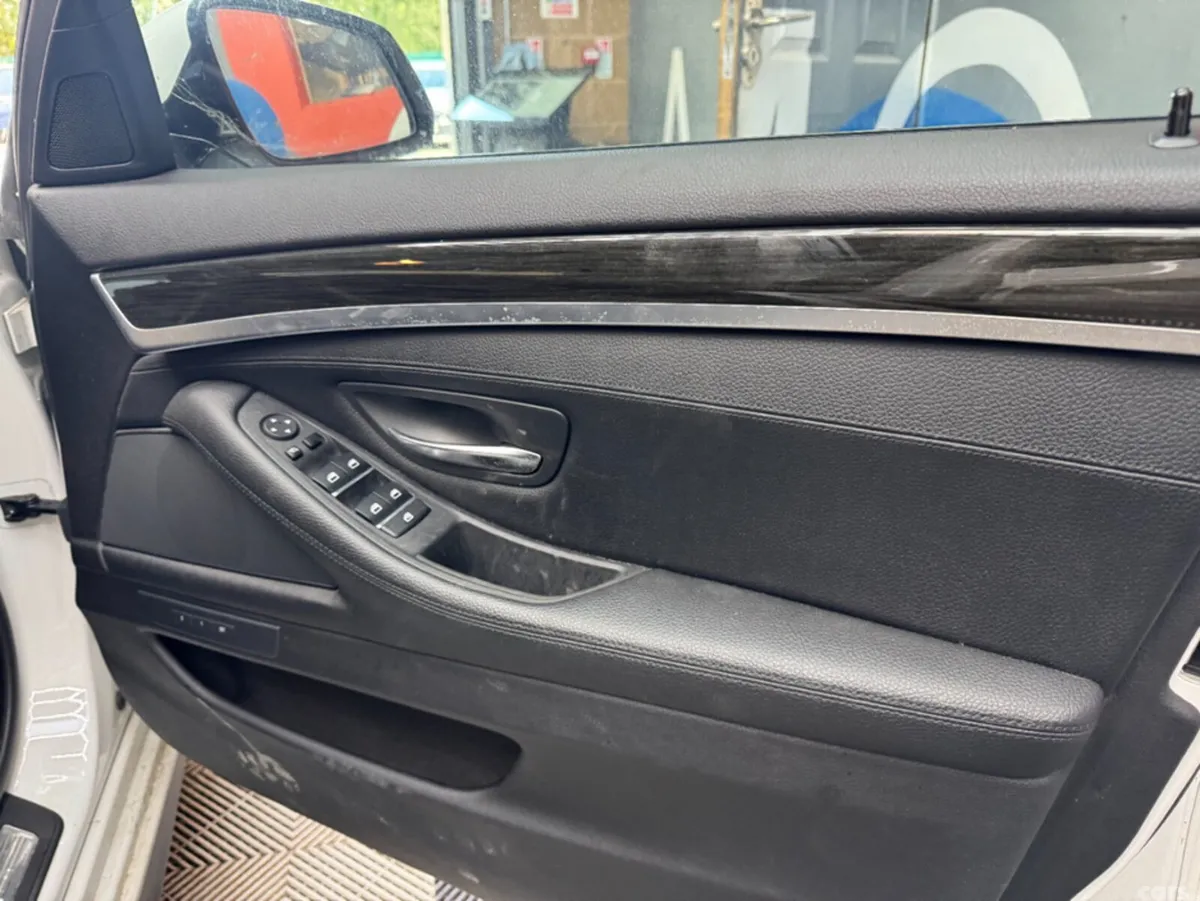 BMW 5-Series Estate, Diesel, 2016, White