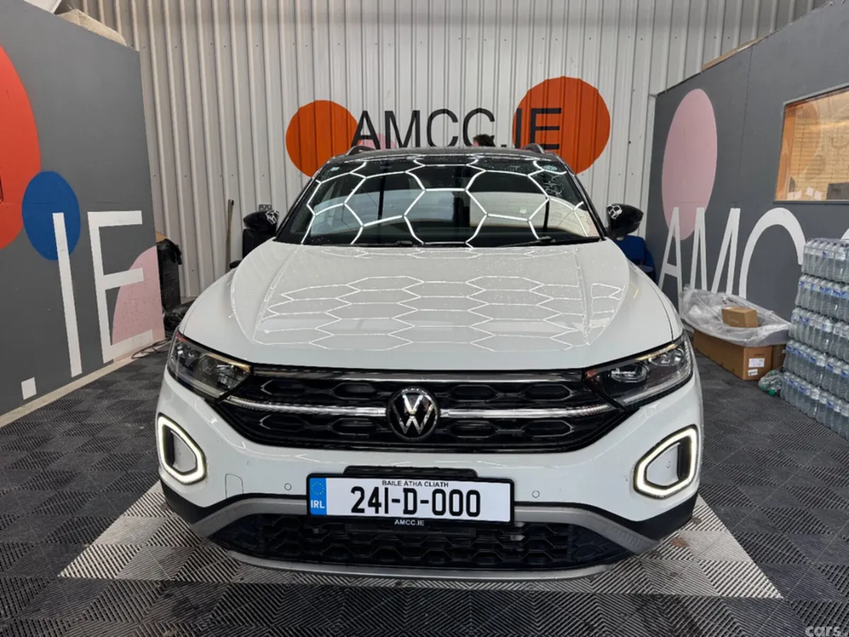 Volkswagen T-Roc SUV, Diesel, 2024, White