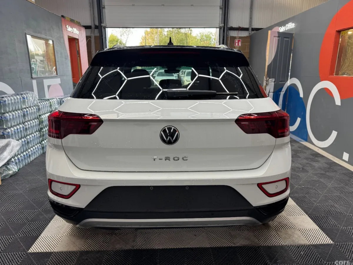 Volkswagen T-Roc SUV, Diesel, 2024, White