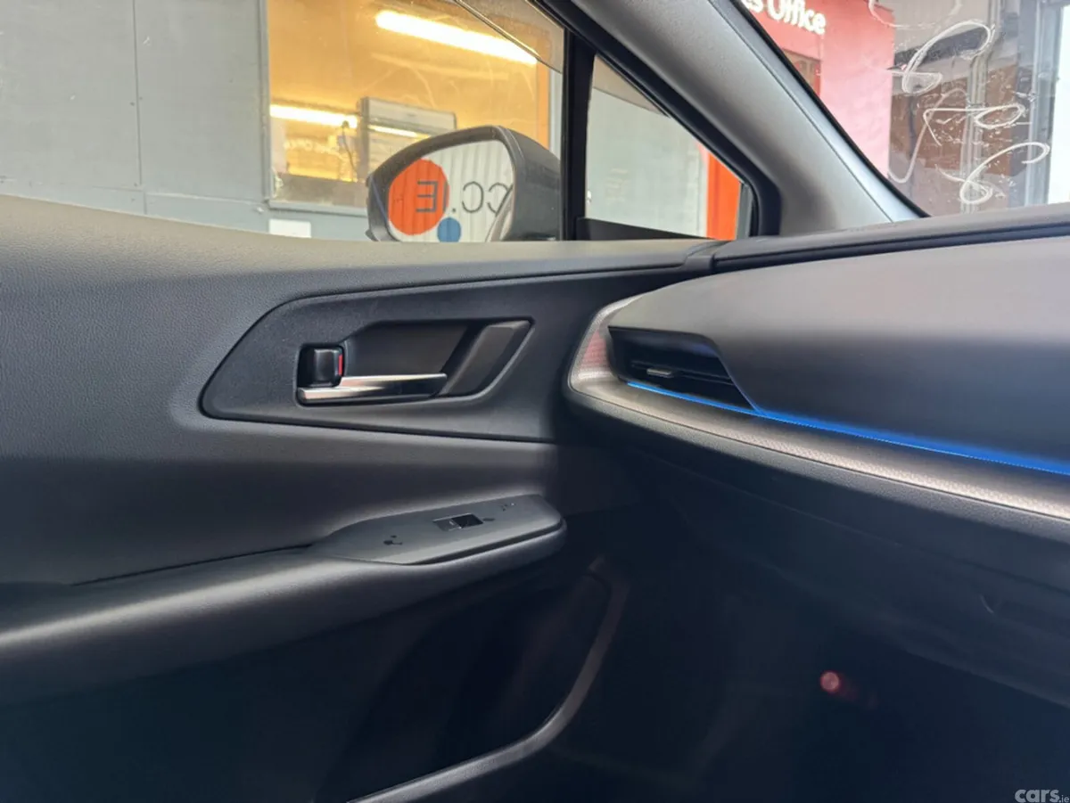 Toyota Prius Saloon, Petrol, 2024, Grey