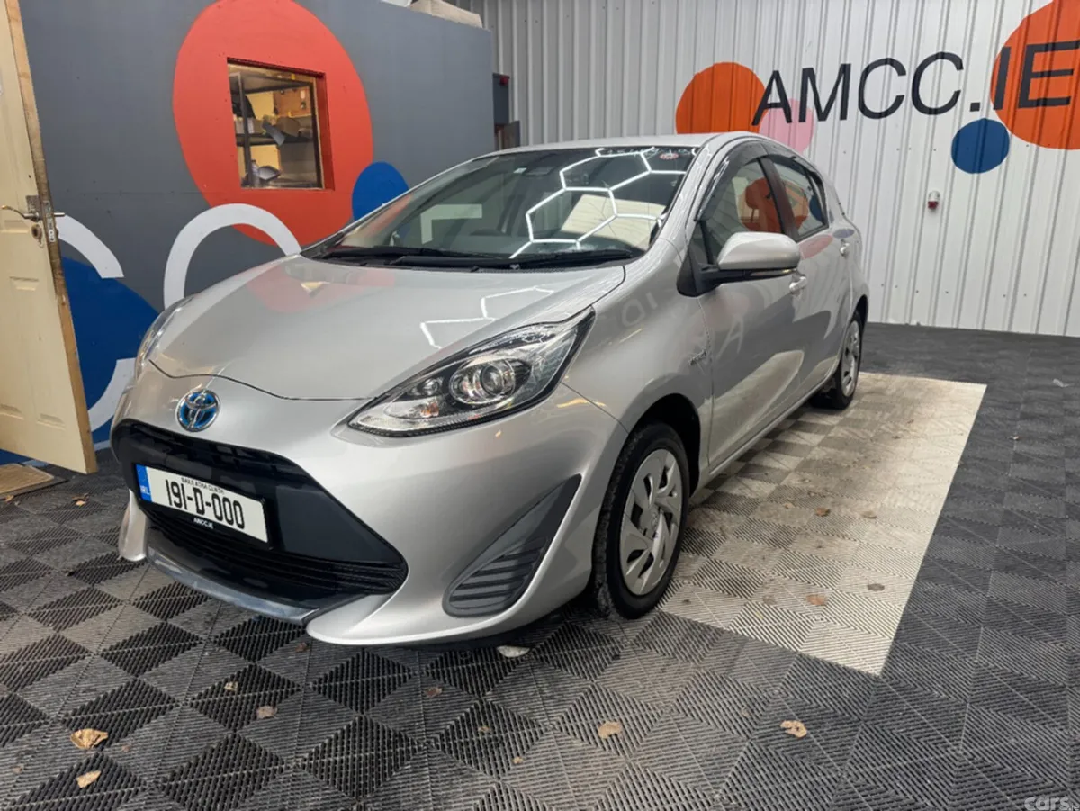 Toyota Aqua Hatchback, Petrol, 2019, Silver