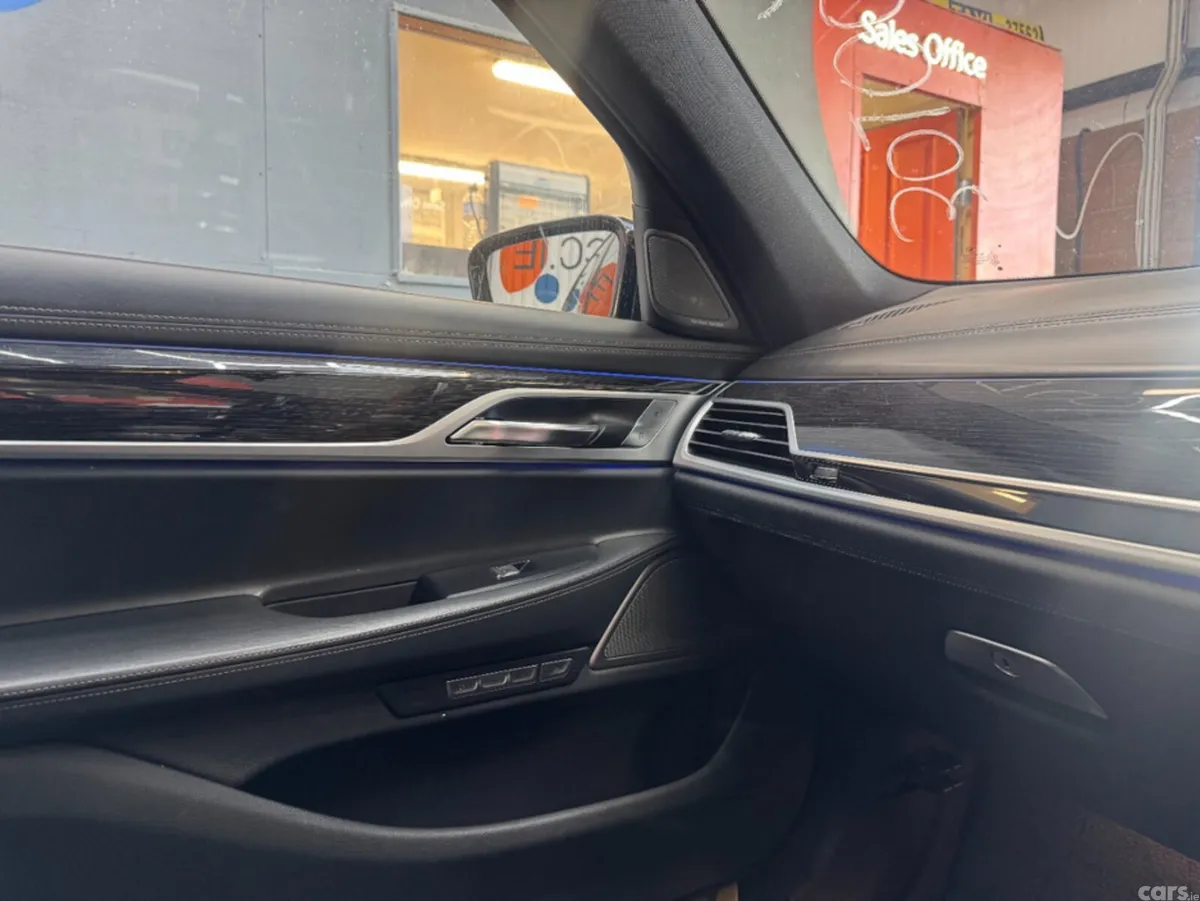 BMW 7-Series Saloon, Petrol, 2017, Black