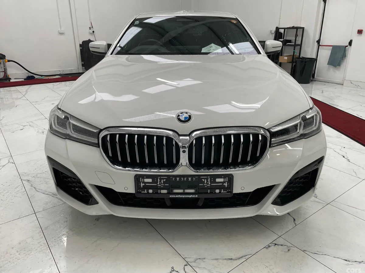 BMW 5-Series Saloon, Petrol Plug-in Hybrid, 2021, White