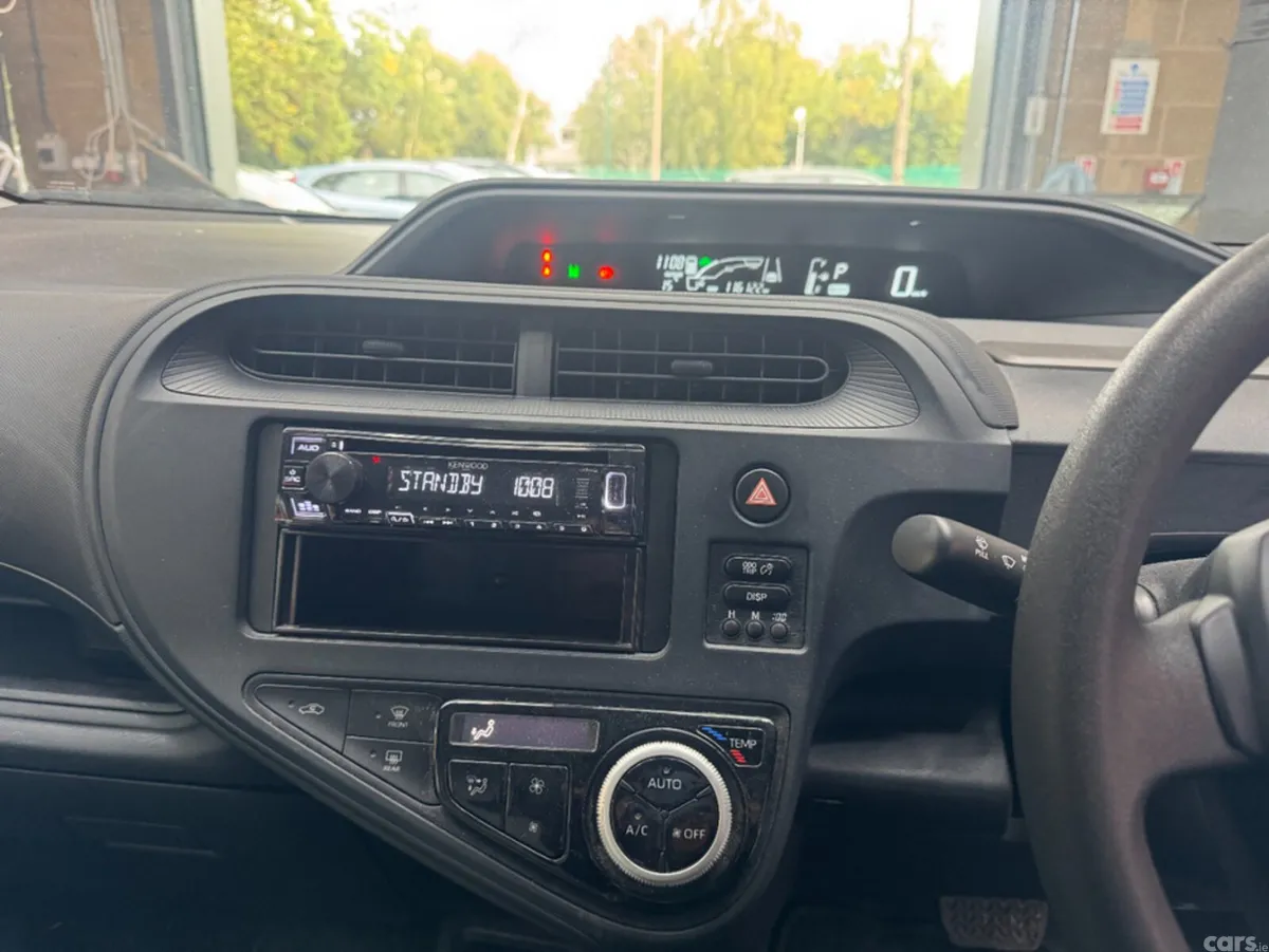 Toyota Aqua Hatchback, Petrol, 2019, Silver