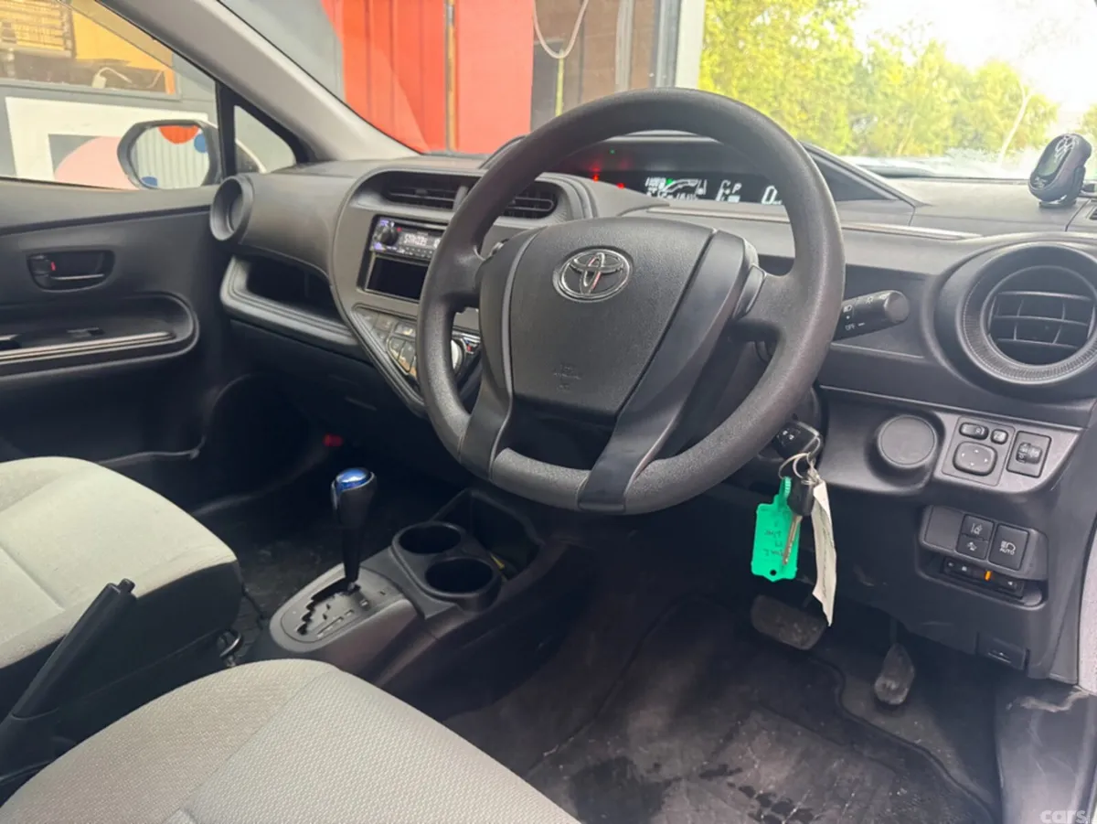 Toyota Aqua Hatchback, Petrol, 2019, Silver