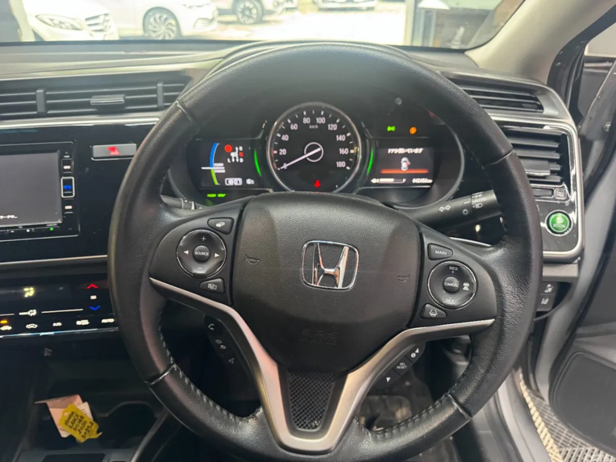 Honda Grace Saloon, Petrol Hybrid, 2020, Silver