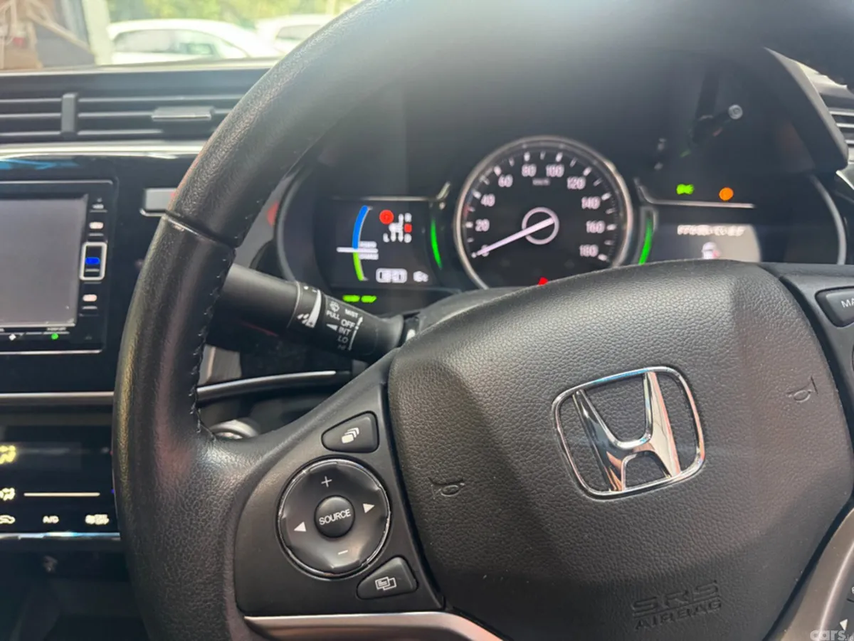 Honda Grace Saloon, Petrol Hybrid, 2020, Silver