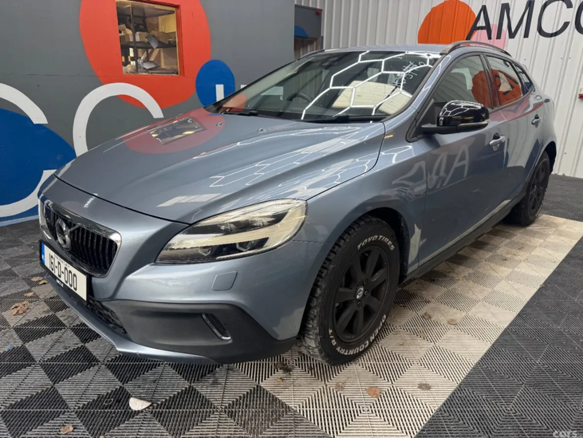 Volvo V40 Estate, Diesel, 2016, Blue