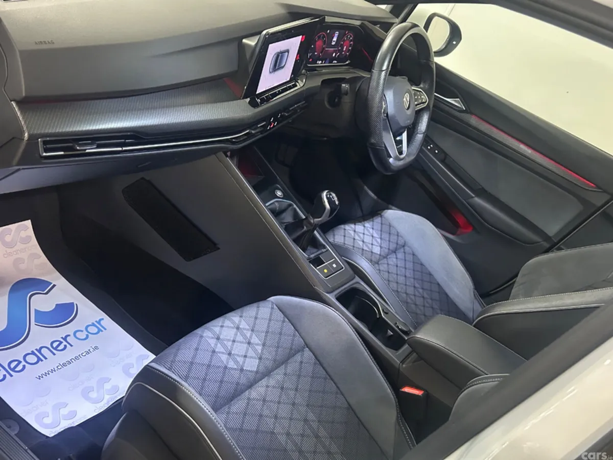 Volkswagen Golf Hatchback, Diesel, 2022, White