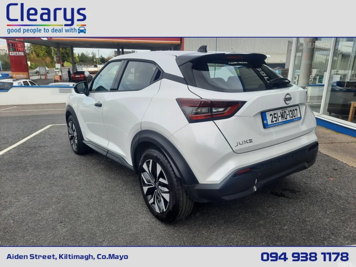 Nissan Juke MPV, Petrol, 2025, White