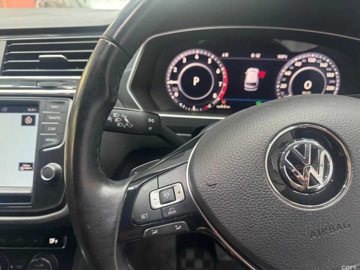 Volkswagen Tiguan SUV, Petrol, 2017, White