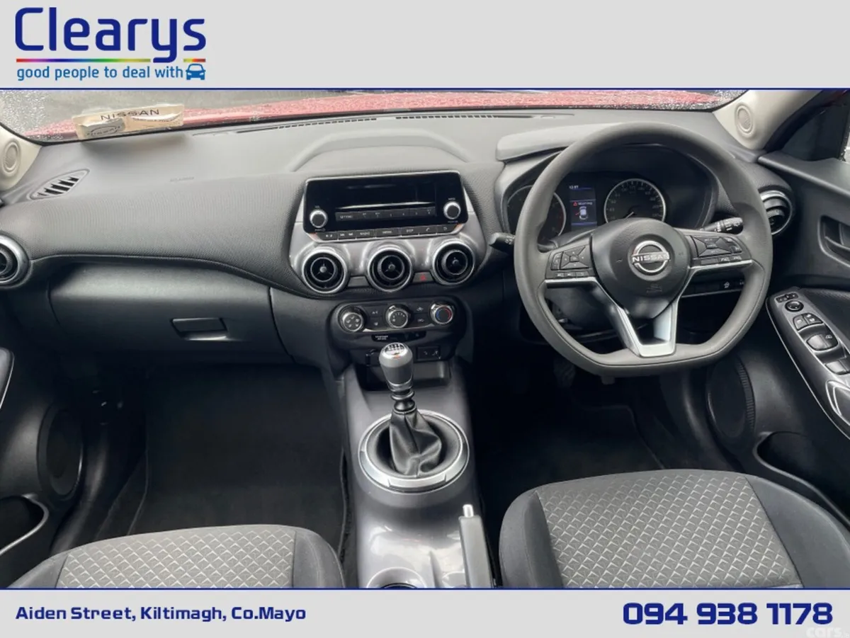 Nissan Juke MPV, Petrol, 2023, Red