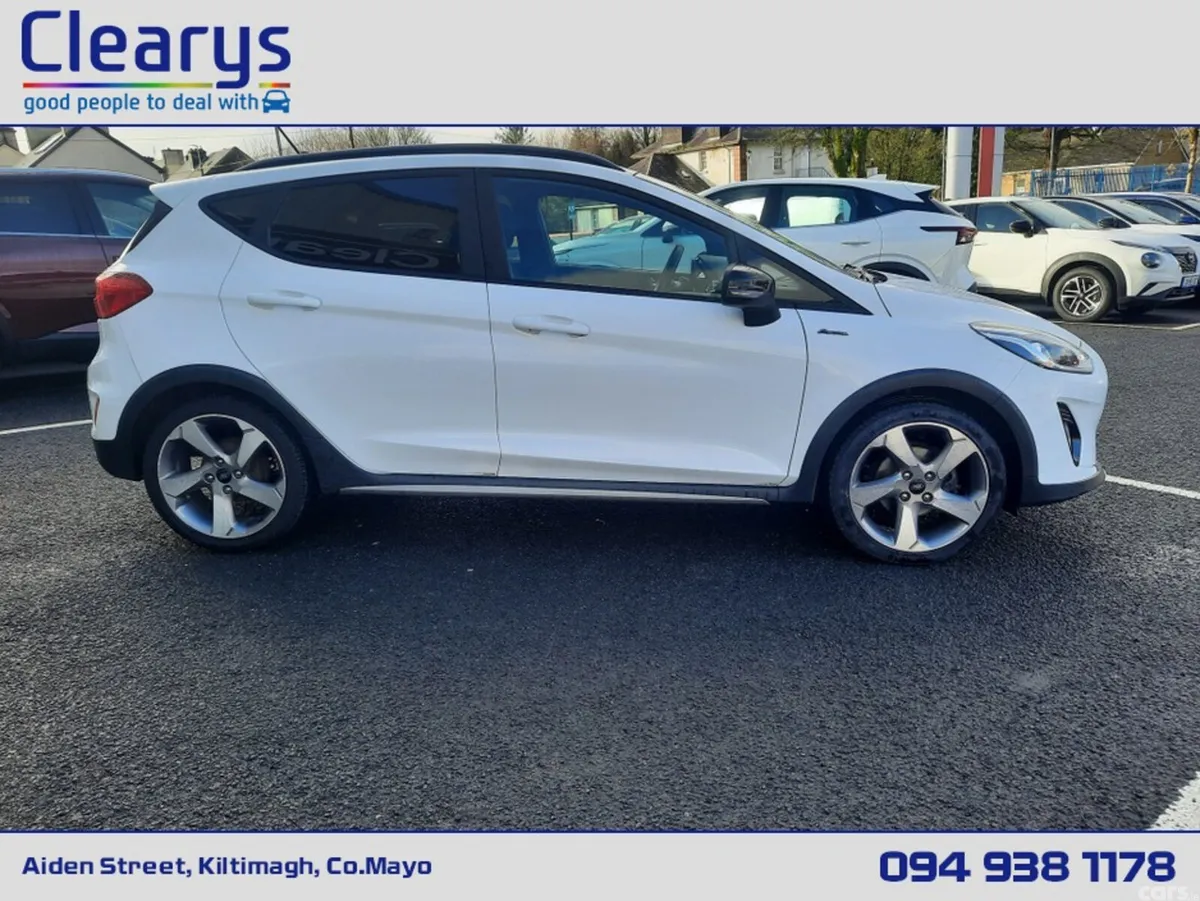 Ford Fiesta Hatchback, Petrol, 2021, White