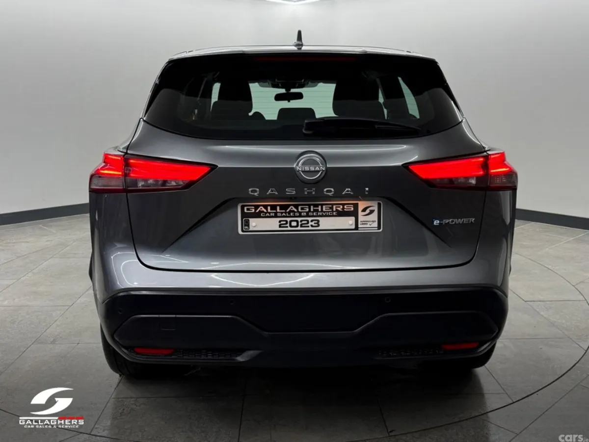 Nissan Qashqai MPV, Petrol Hybrid, 2023, Grey