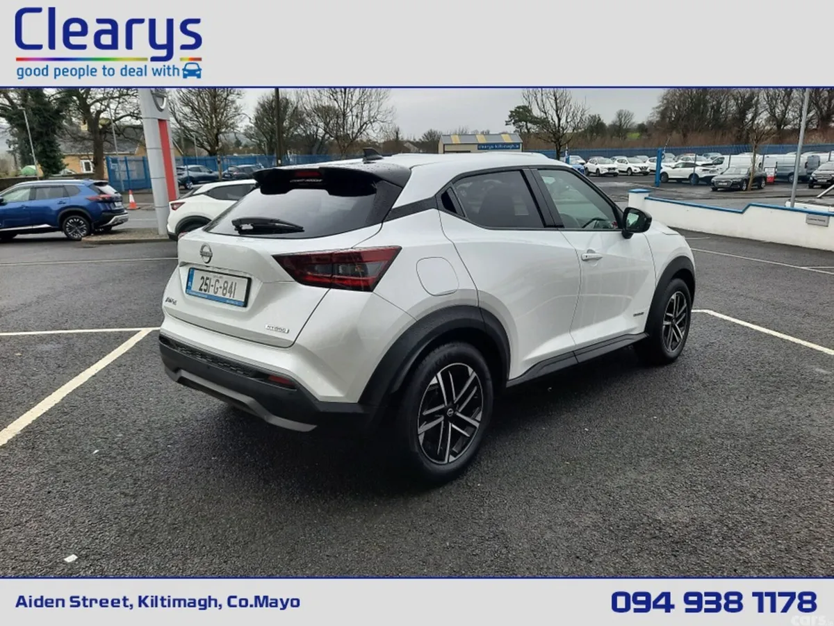 Nissan Juke MPV, Petrol Hybrid, 2025, White