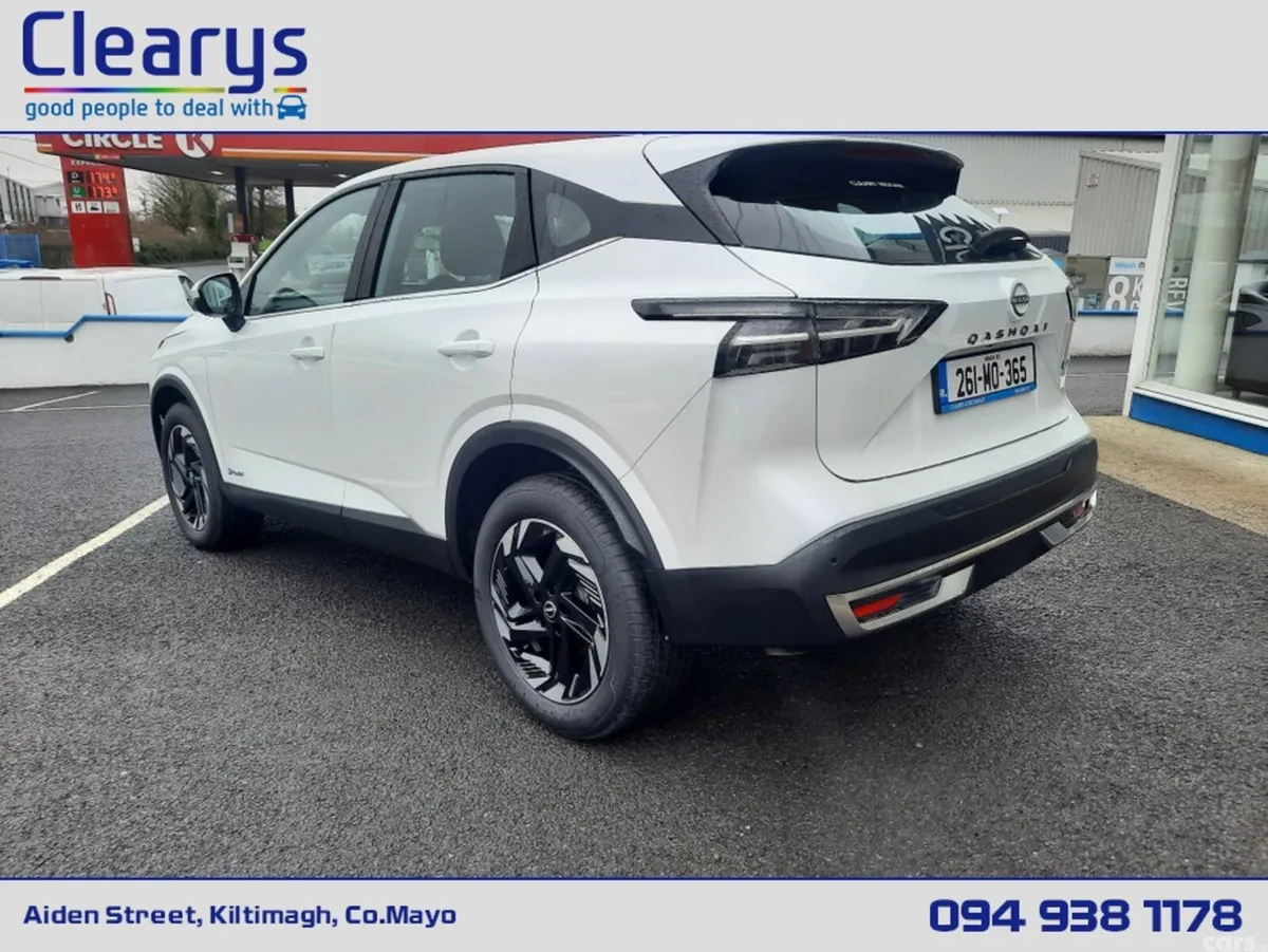 Nissan Qashqai MPV, Petrol Hybrid, 2026, White
