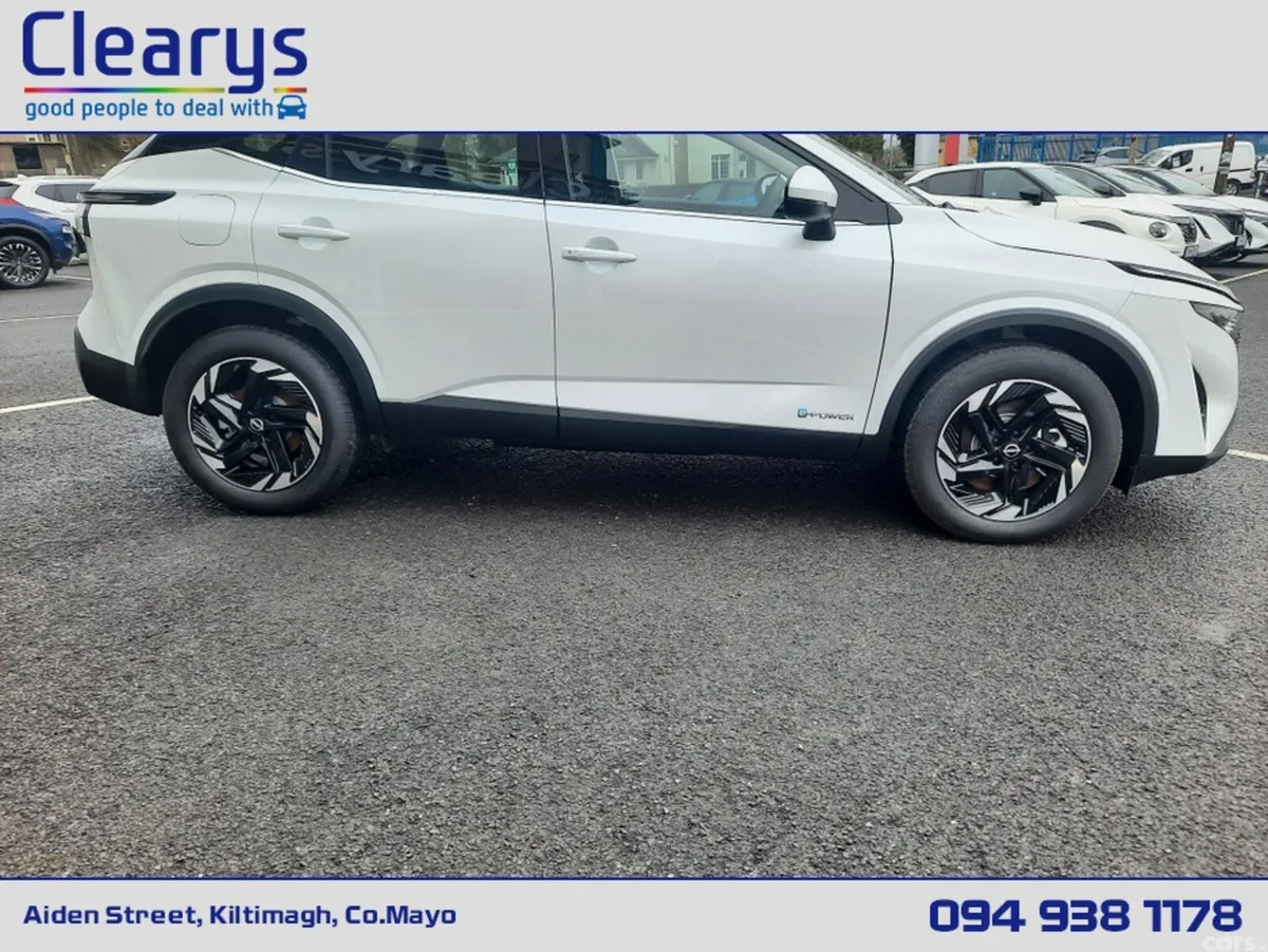 Nissan Qashqai MPV, Petrol Hybrid, 2026, White