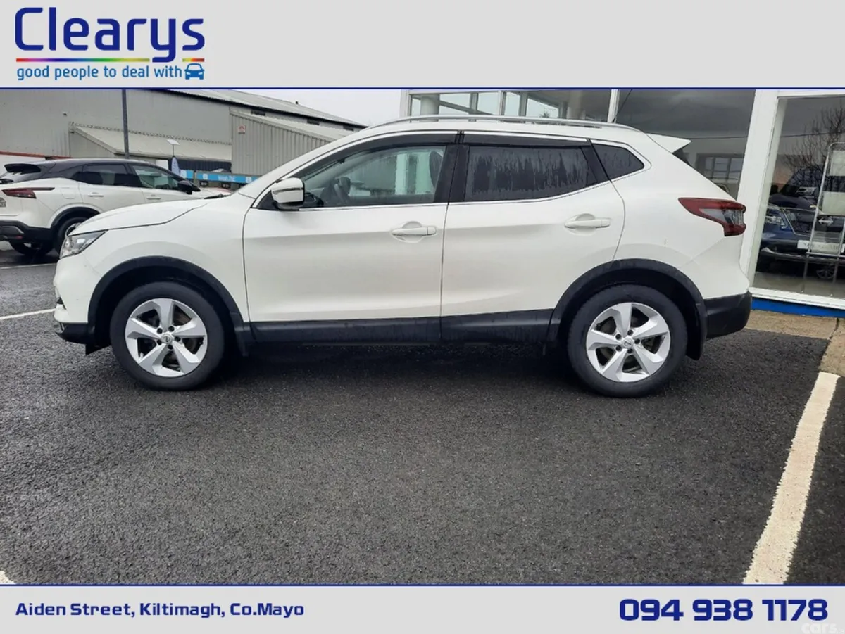 Nissan Qashqai MPV, Diesel, 2021, White