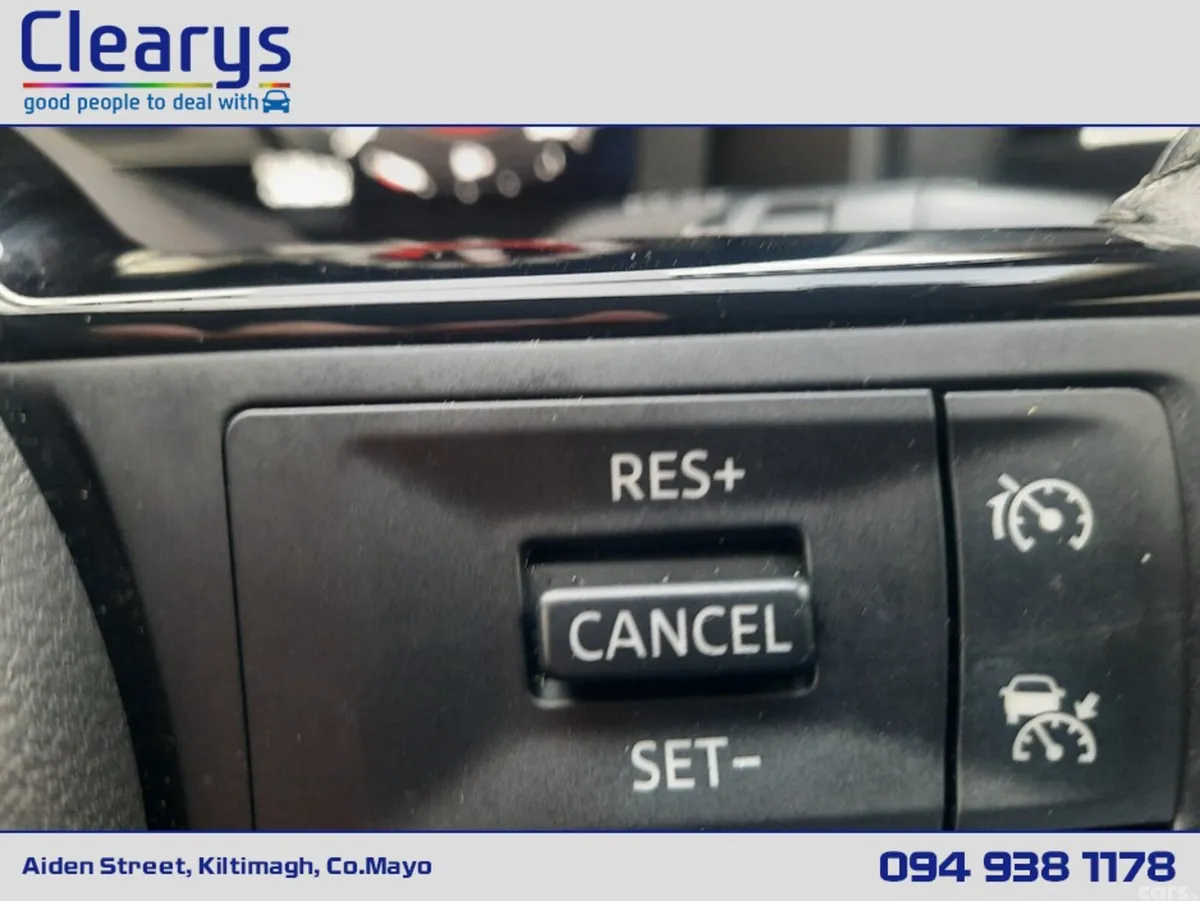 Nissan X-Trail MPV, Petrol Hybrid, 2023, Red