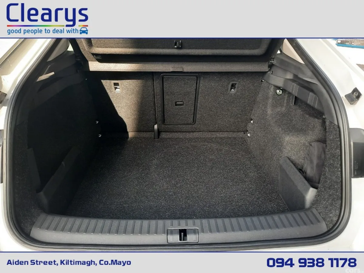 Skoda Enyaq Hatchback, Electric, 2024, White