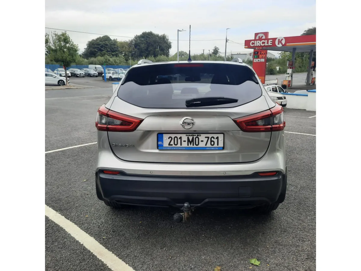Nissan Qashqai MPV, Diesel, 2020, Grey