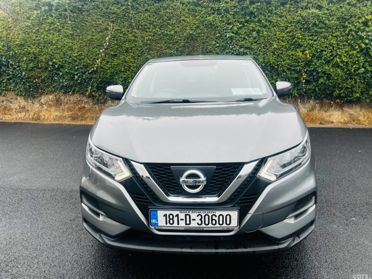 Nissan Qashqai MPV, Petrol, 2018, Grey