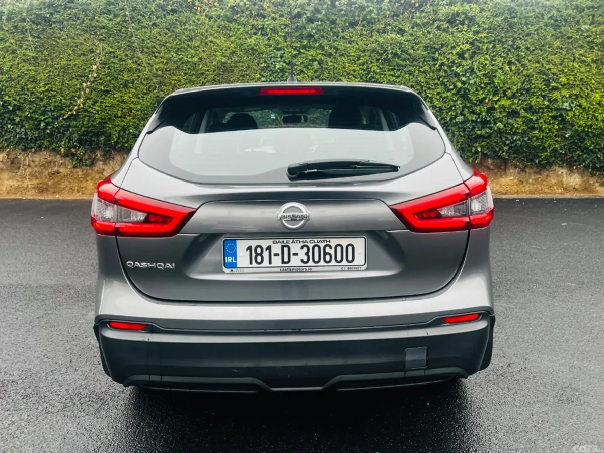 Nissan Qashqai MPV, Petrol, 2018, Grey