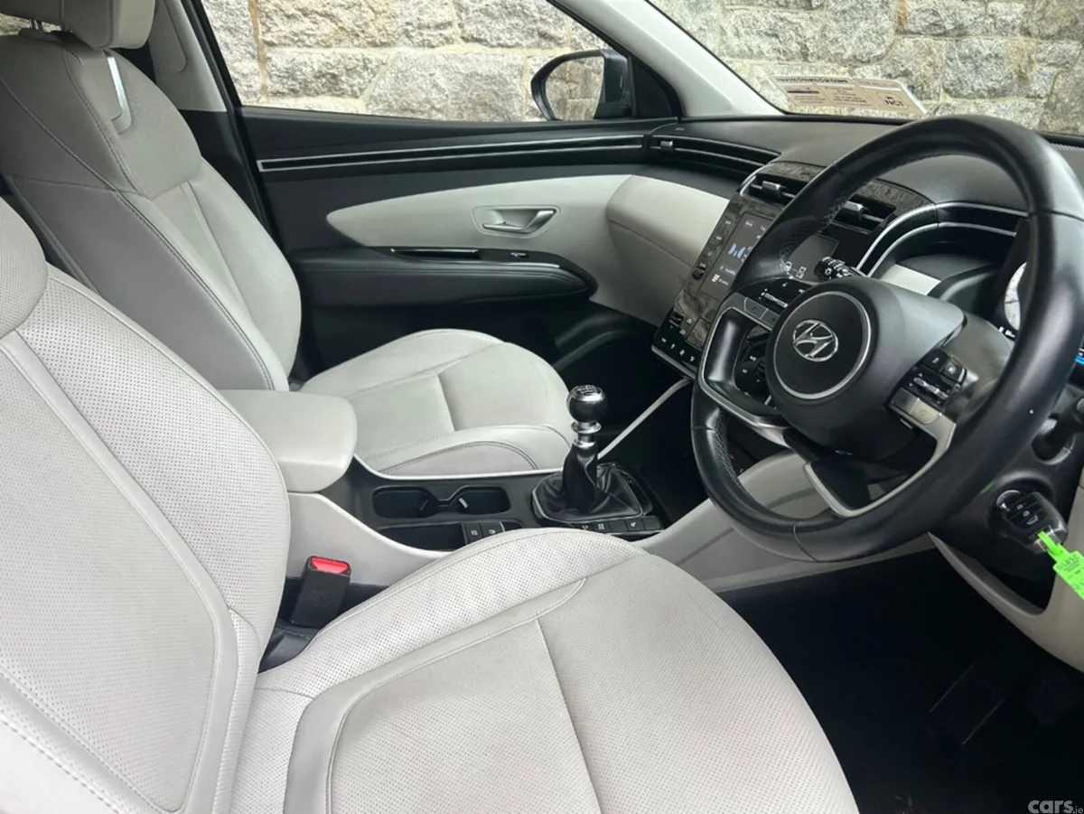 Hyundai Tucson MPV, Diesel, 2022, Grey