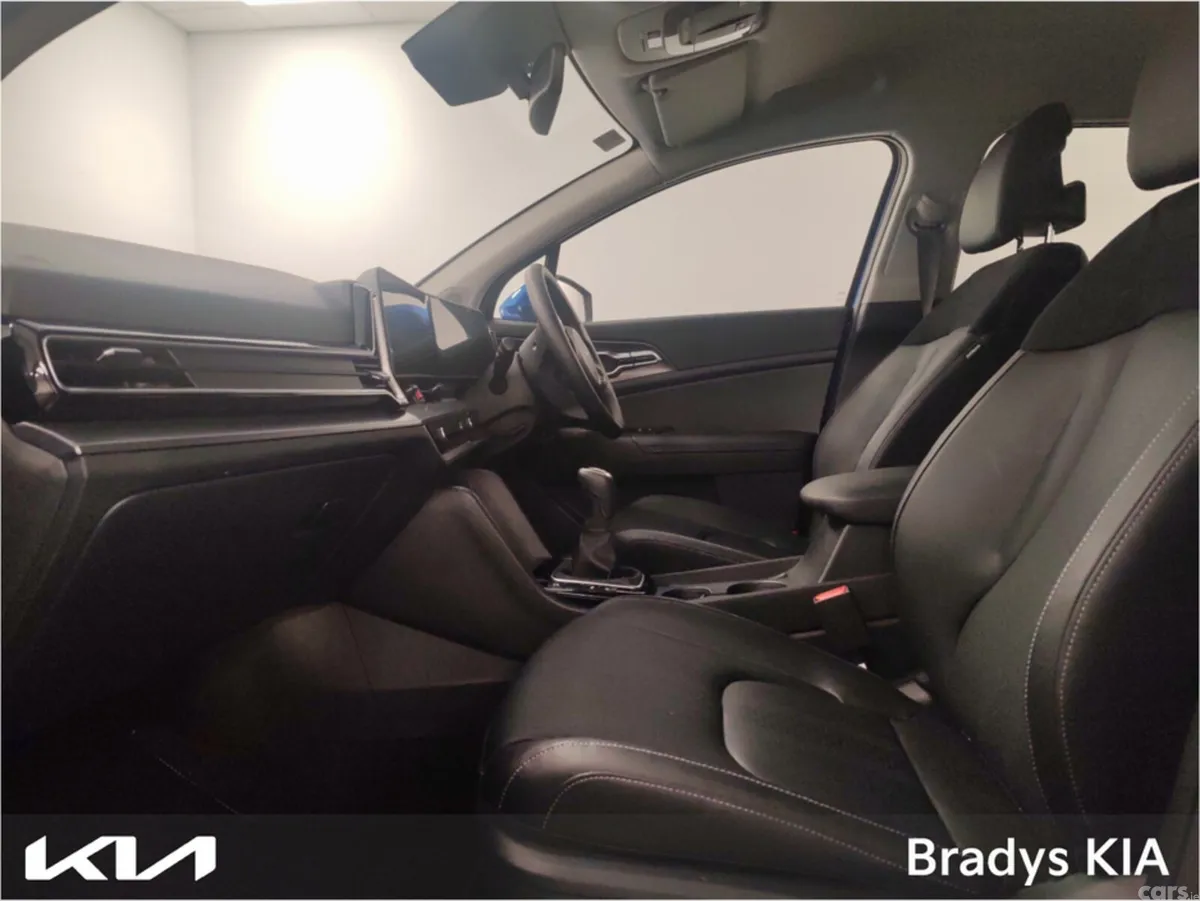 Kia Sportage MPV, Diesel, 2025, Blue