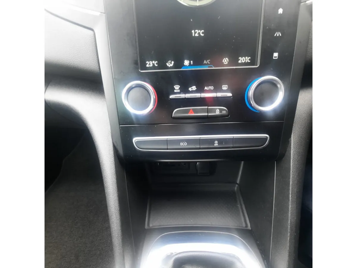 Renault Megane Hatchback, Diesel, 2018, White