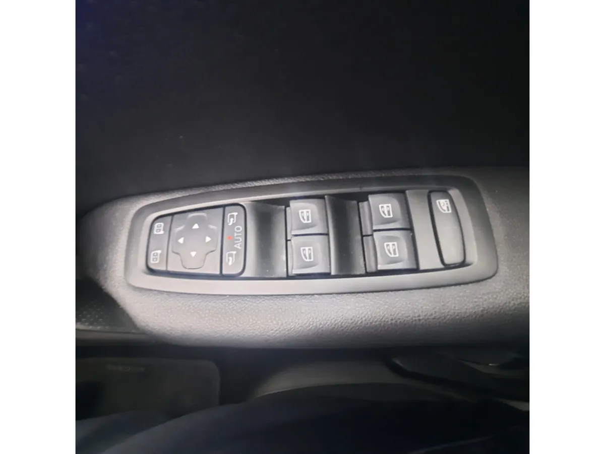 Renault Megane Hatchback, Diesel, 2018, White