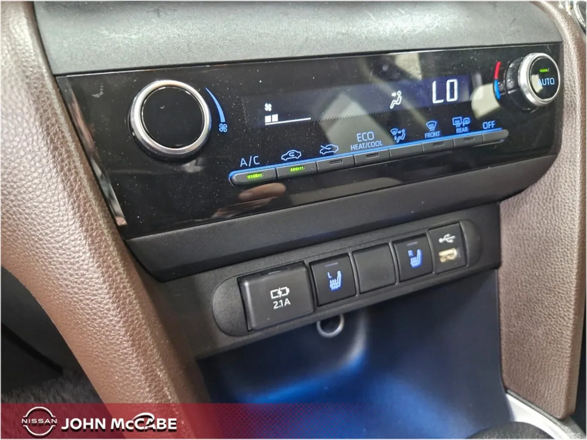 Toyota Yaris Cross Hatchback, Petrol Hybrid, 2021, Blue