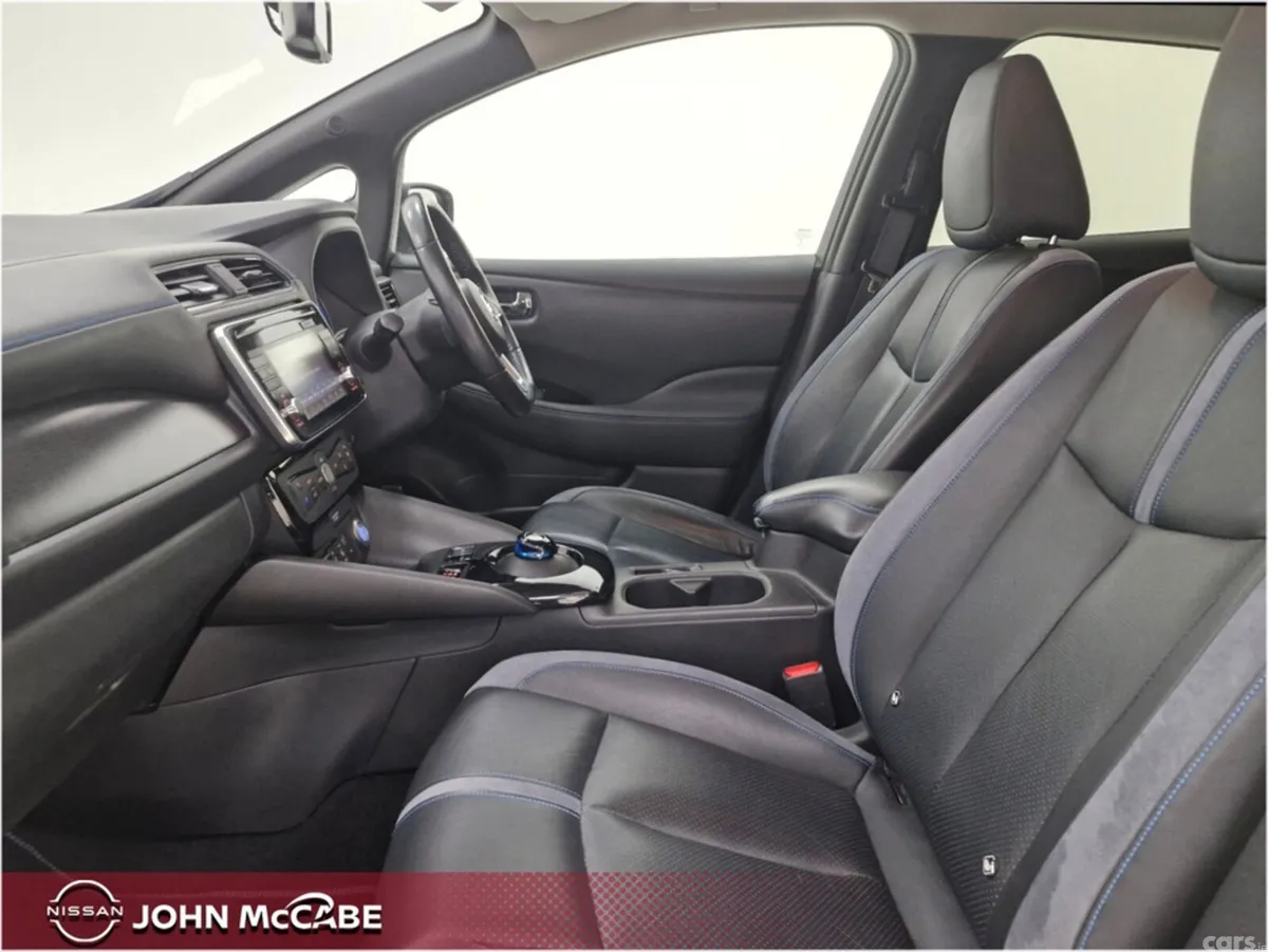 Nissan Leaf Hatchback, Electric, 2019, White