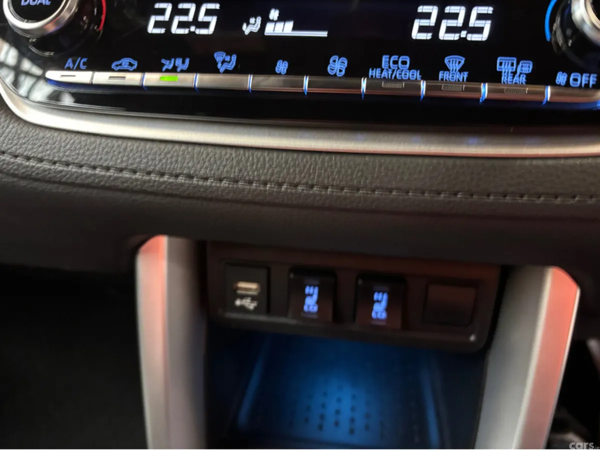 Toyota Corolla Cross Hatchback, Petrol Hybrid, 2024, Blue