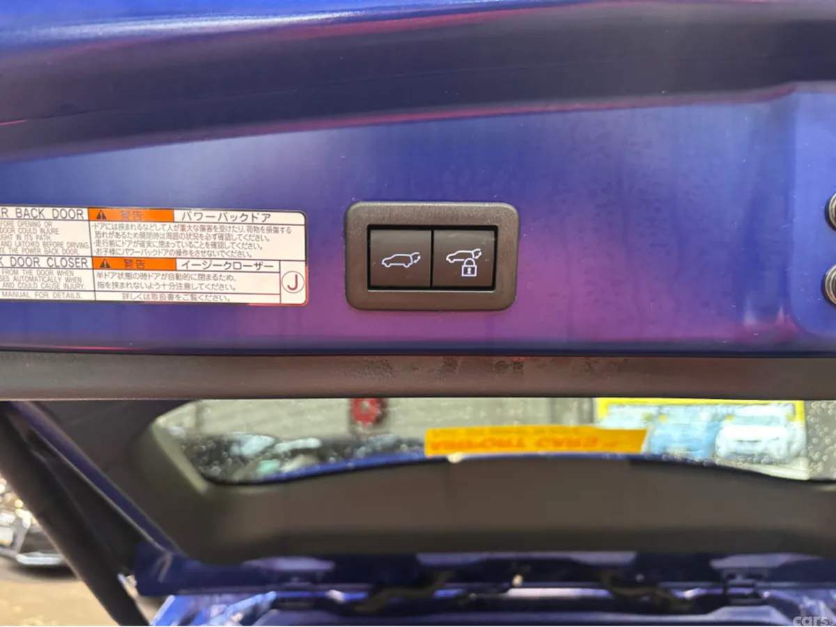 Toyota Corolla Cross Hatchback, Petrol Hybrid, 2024, Blue