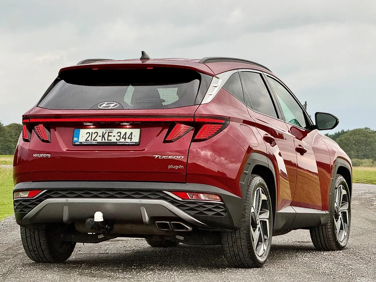 Hyundai Tucson SUV, Petrol Plug-in Hybrid, 2021, Red