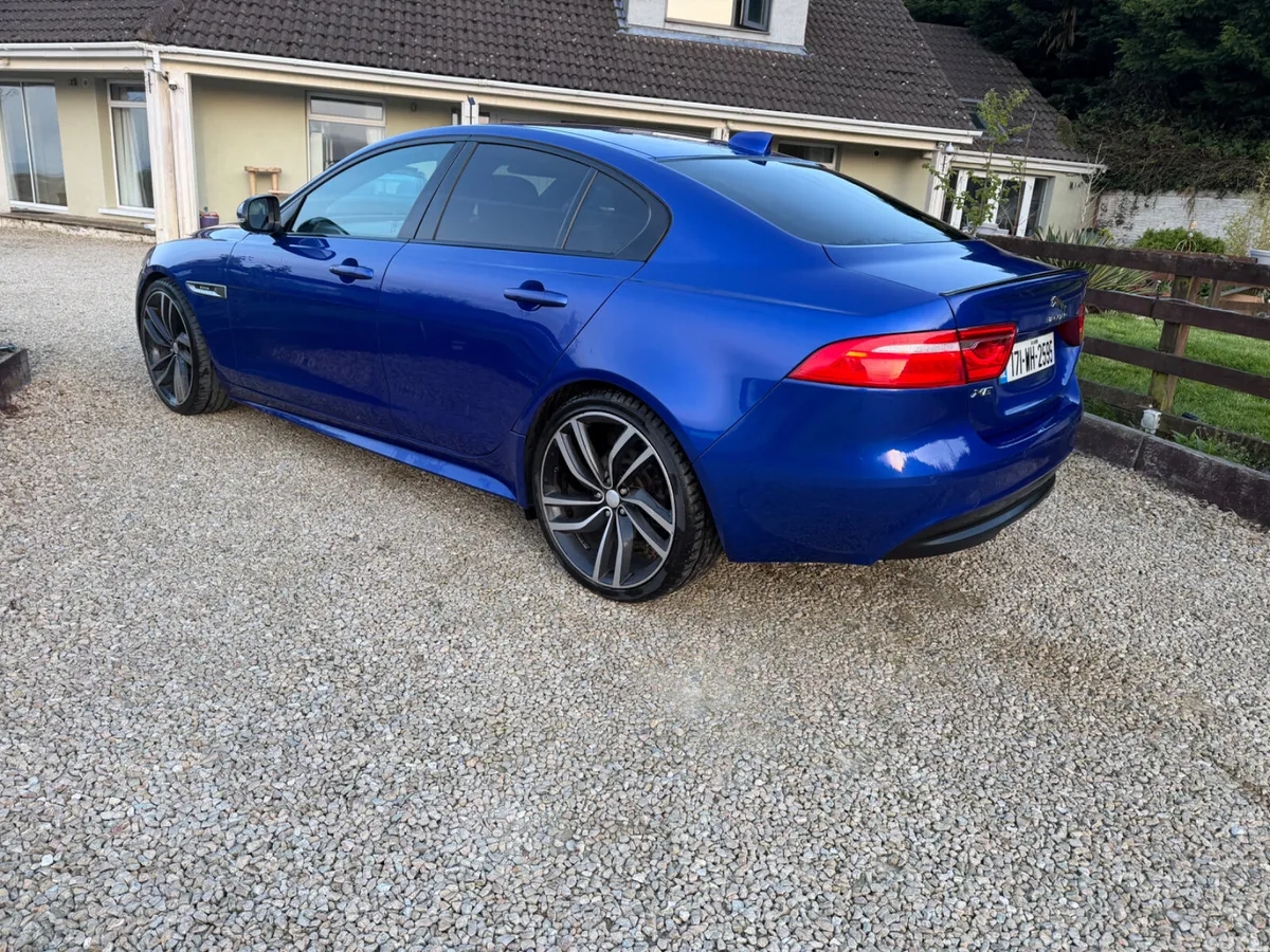 Jaguar XE Saloon, Diesel, 2017, Blue