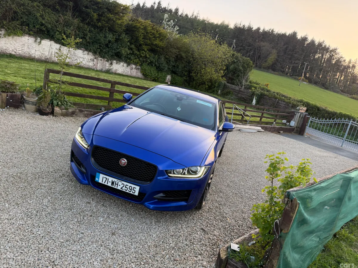 Jaguar XE Saloon, Diesel, 2017, Blue