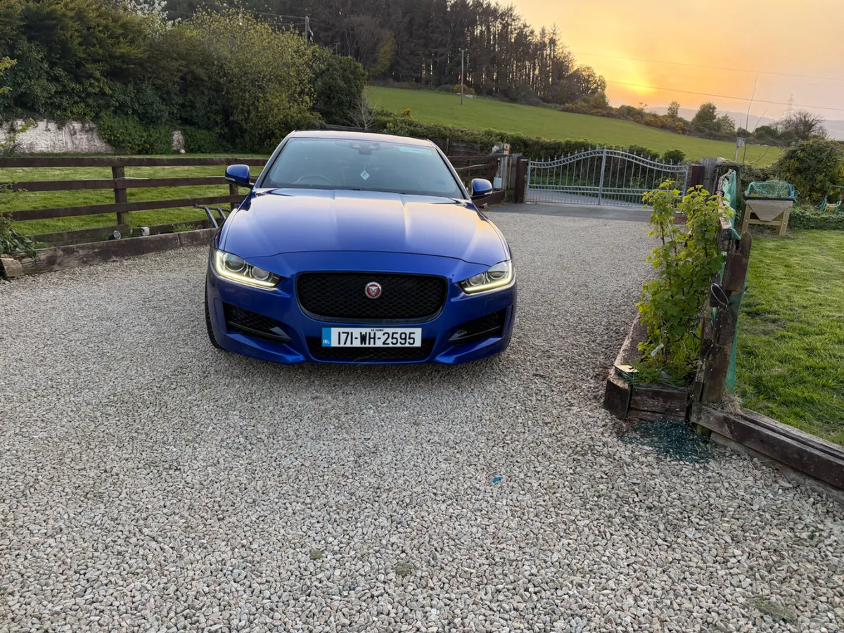 Jaguar XE Saloon, Diesel, 2017, Blue