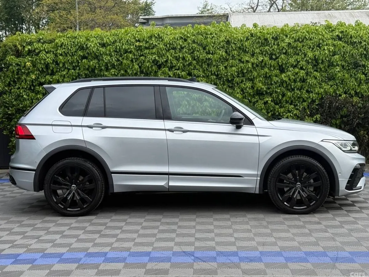 Volkswagen Tiguan SUV, Petrol Plug-in Hybrid, 2024, Silver