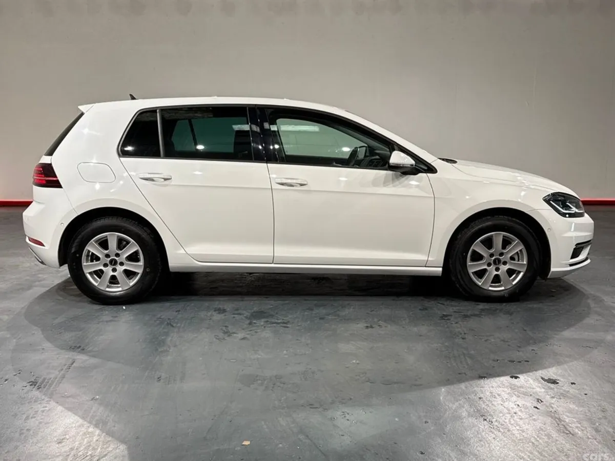 Volkswagen Golf Hatchback, Petrol, 2019, White