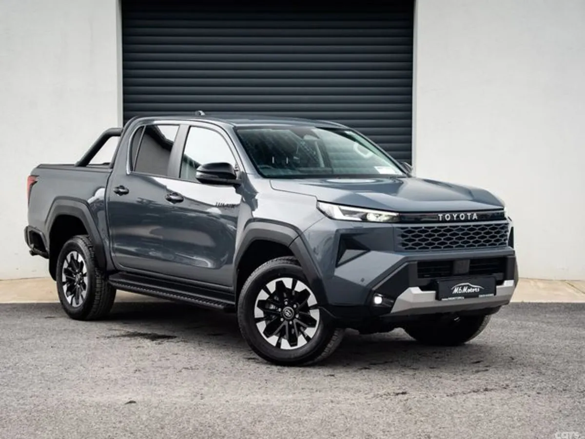 Toyota Hilux Pick Up, Diesel, 2026, Grey