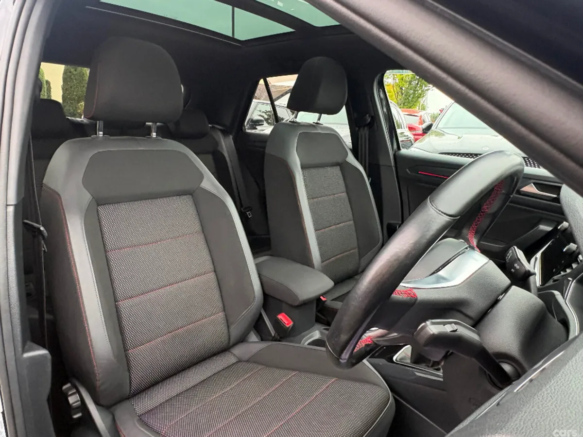 Volkswagen T-Roc Hatchback, Petrol, 2020, Black
