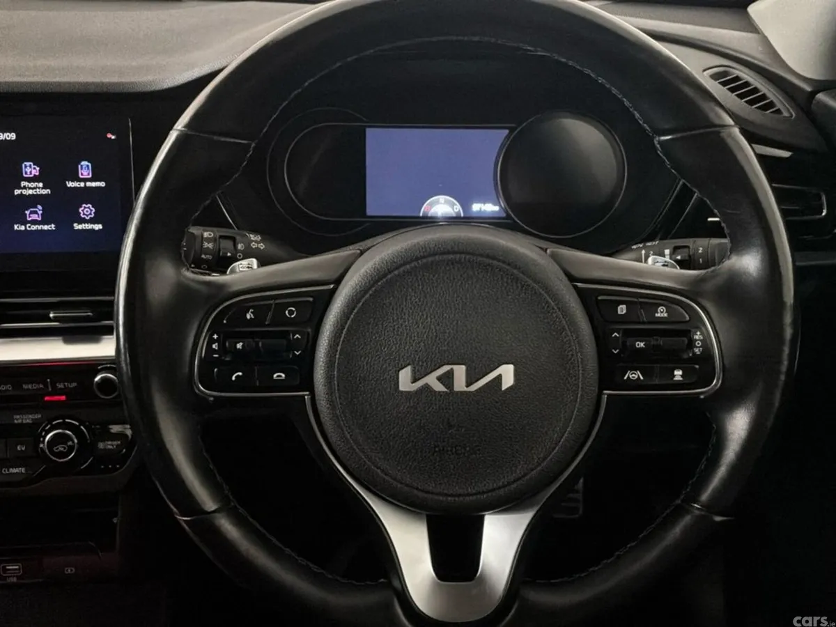 Kia Niro Hatchback, Electric, 2022, Blue