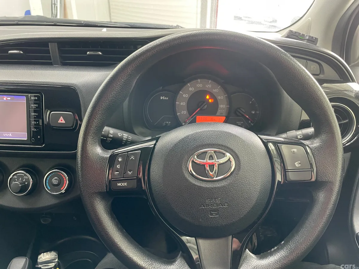 Toyota Yaris Hatchback, Petrol, 2020, Silver