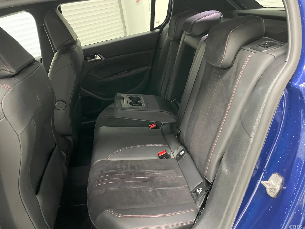 Peugeot 308 Hatchback, Diesel, 2017, Blue