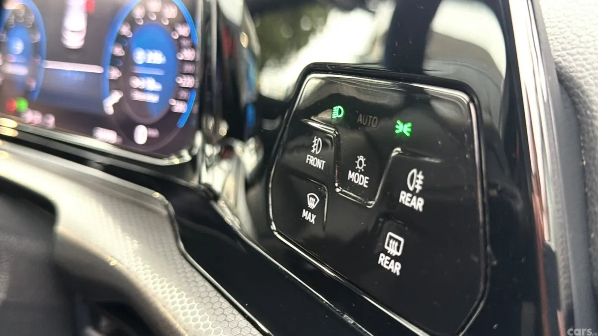 Volkswagen Golf Hatchback, Petrol, 2023, White